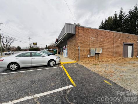 2020 Asheville Highway Hendersonville NC 28791
