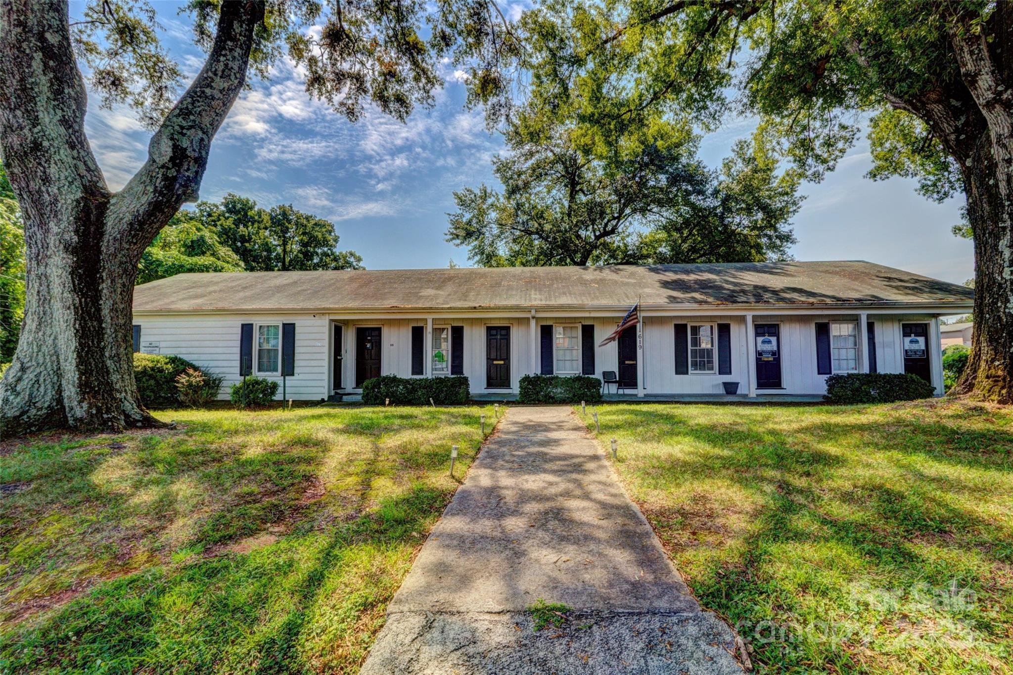 619 E Price Avenue Gastonia NC 28054