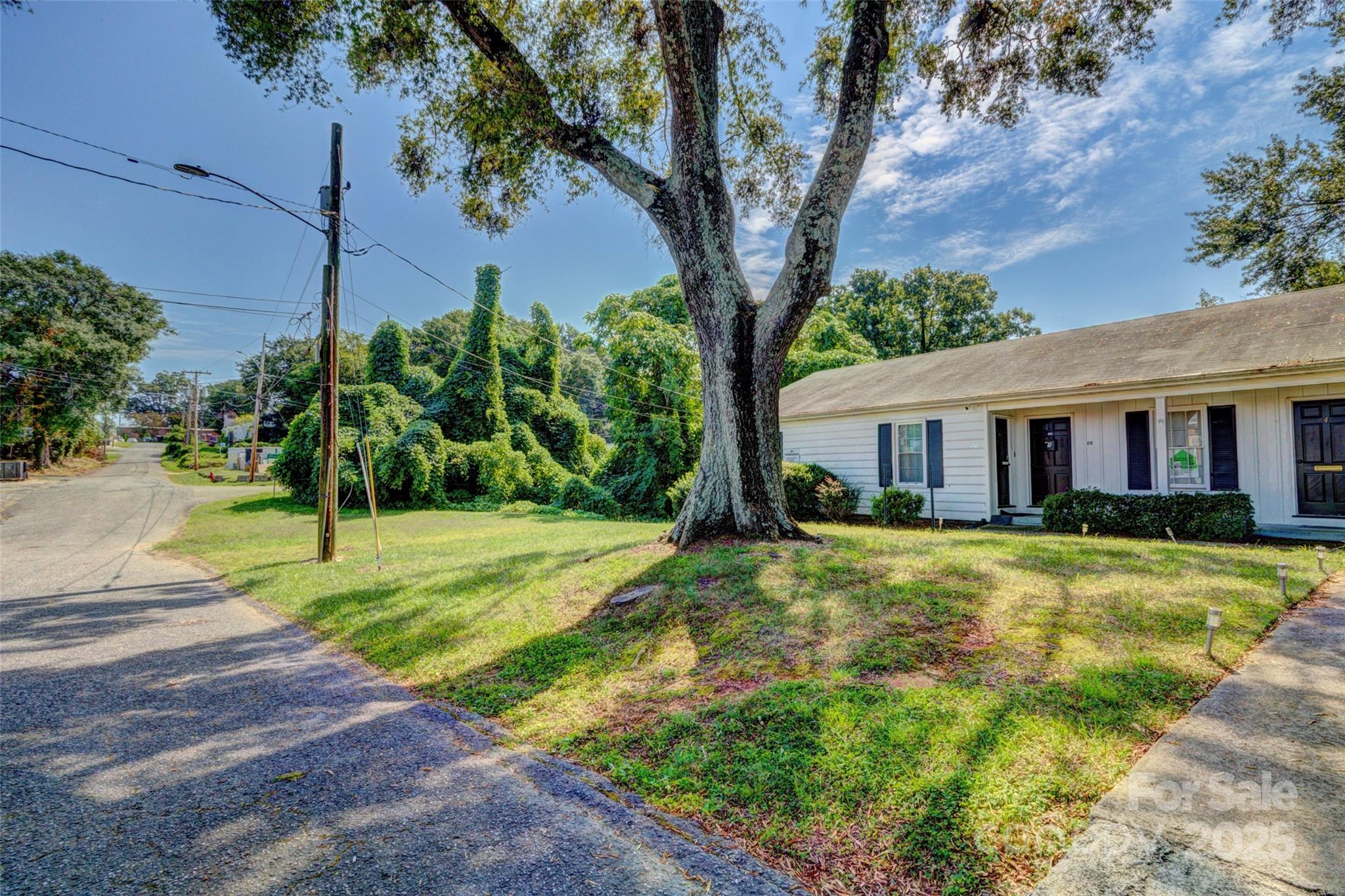 619 E Price Avenue Gastonia NC 28054