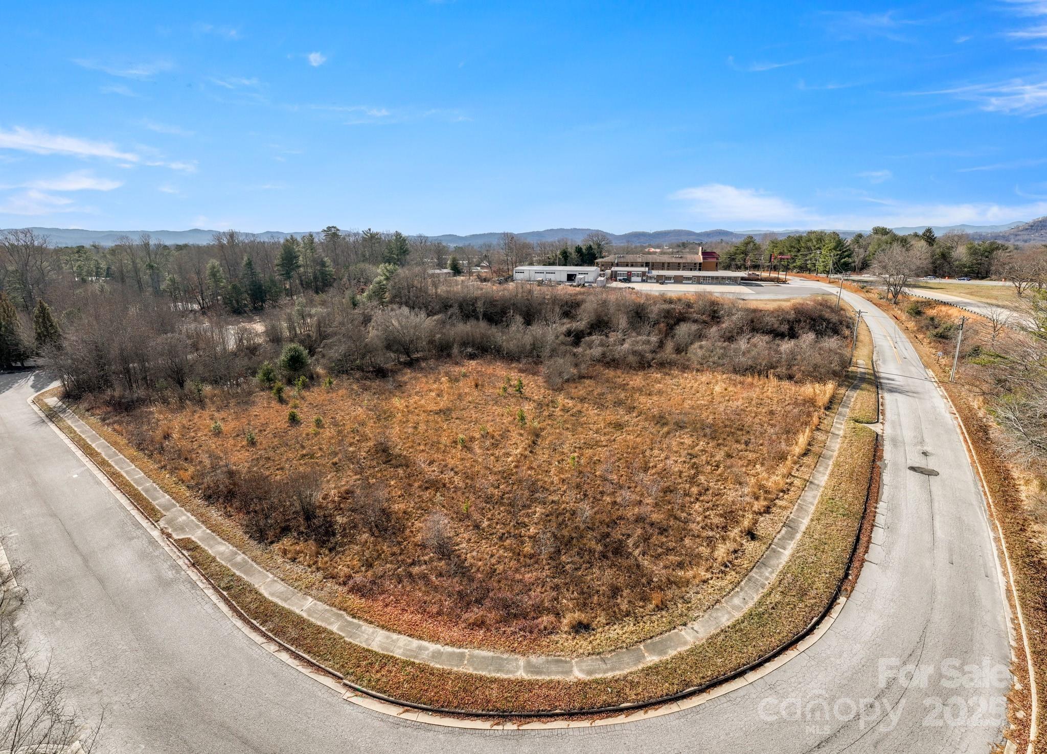 238 Mitchelle Drive Hendersonville NC 28792
