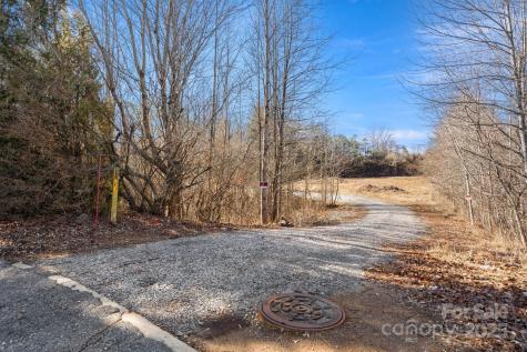 238 Mitchelle Drive Hendersonville NC 28792