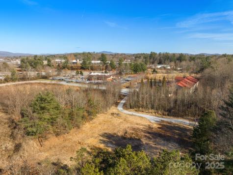 238 Mitchelle Drive Hendersonville NC 28792