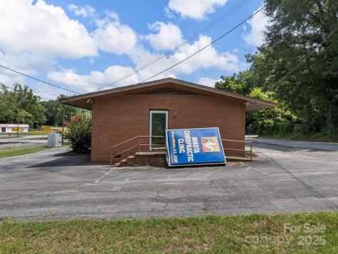 111 W Rutledge Avenue Gaffney SC 29340