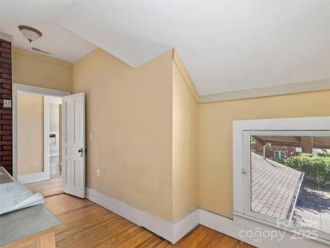 99 Walnut Street Waynesville NC 28786