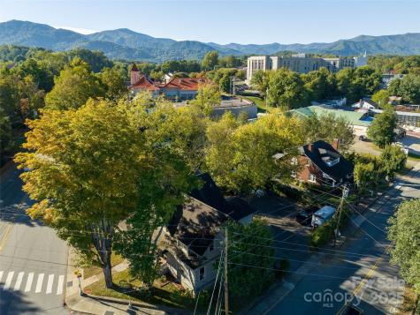 99 Walnut Street Waynesville NC 28786