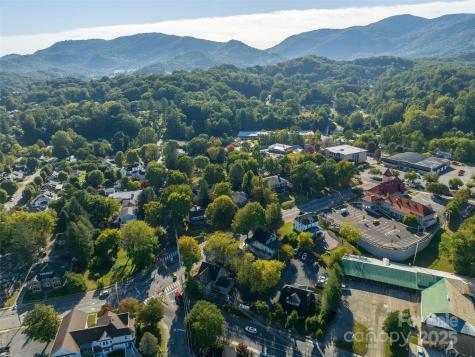 99 Walnut Street Waynesville NC 28786