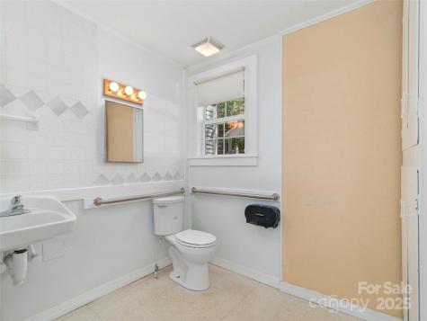 99 Walnut Street Waynesville NC 28786