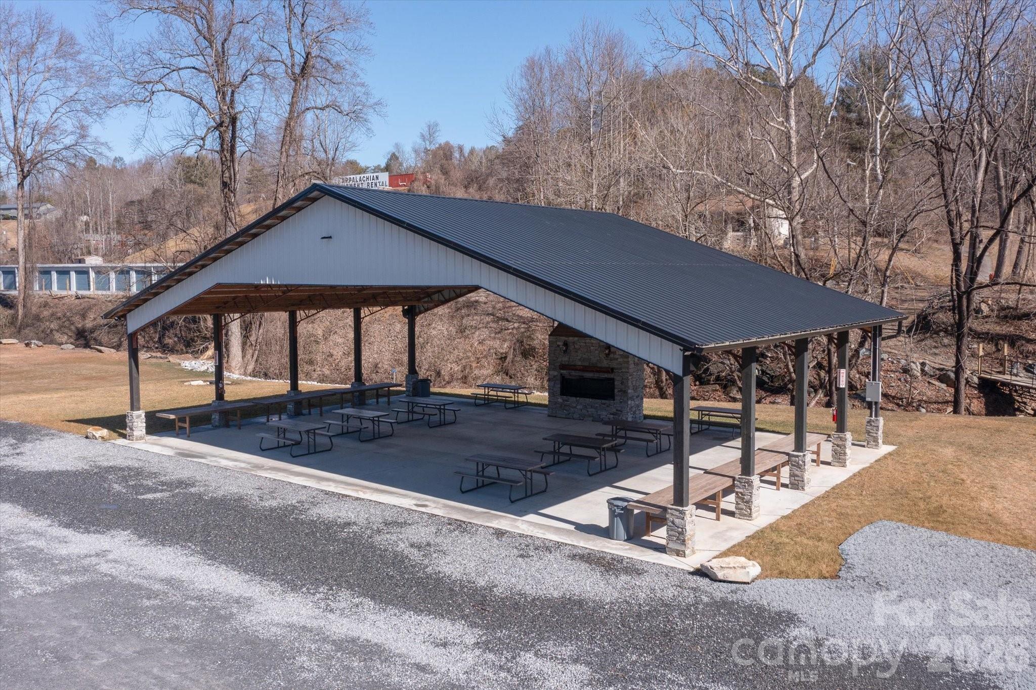 1380 N Main Street Marion NC 28752