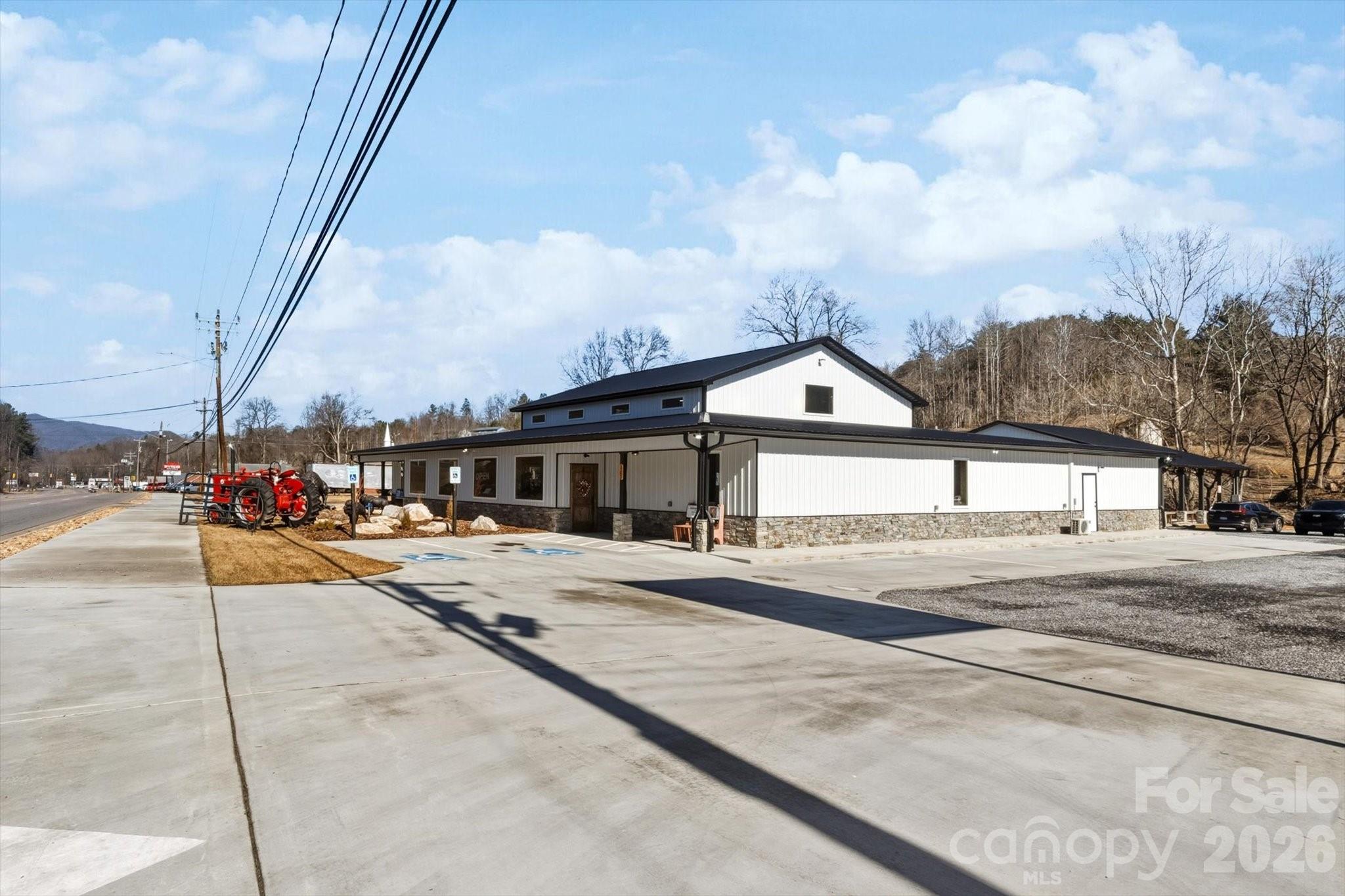 1380 N Main Street Marion NC 28752