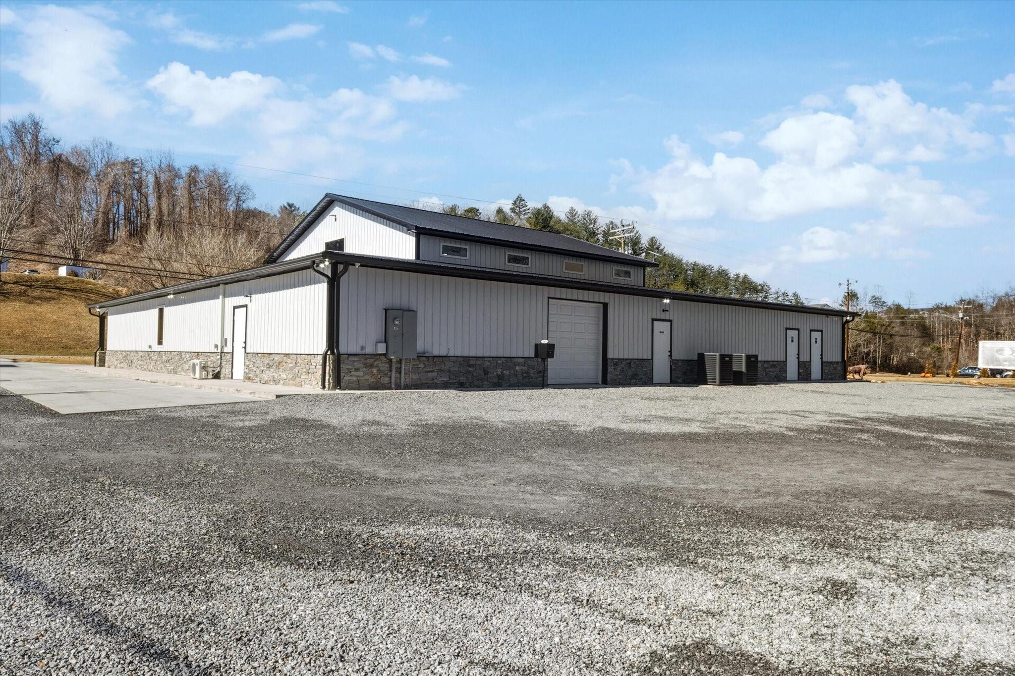 1380 N Main Street Marion NC 28752