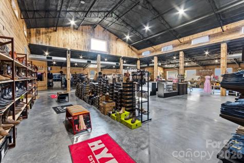 1380 N Main Street Marion NC 28752