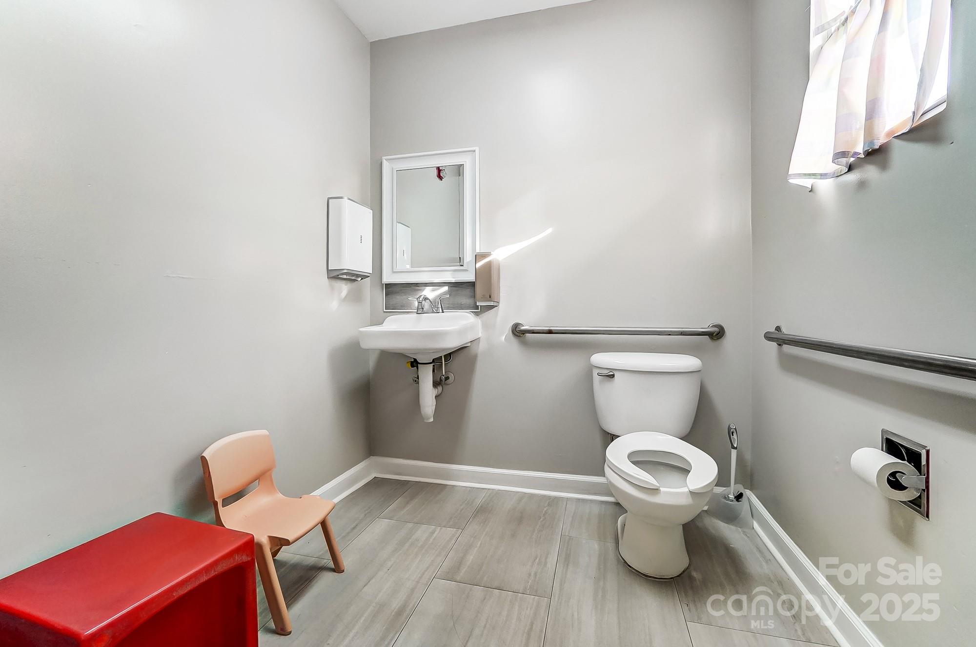 229 S Fox Street Charlotte NC 28204