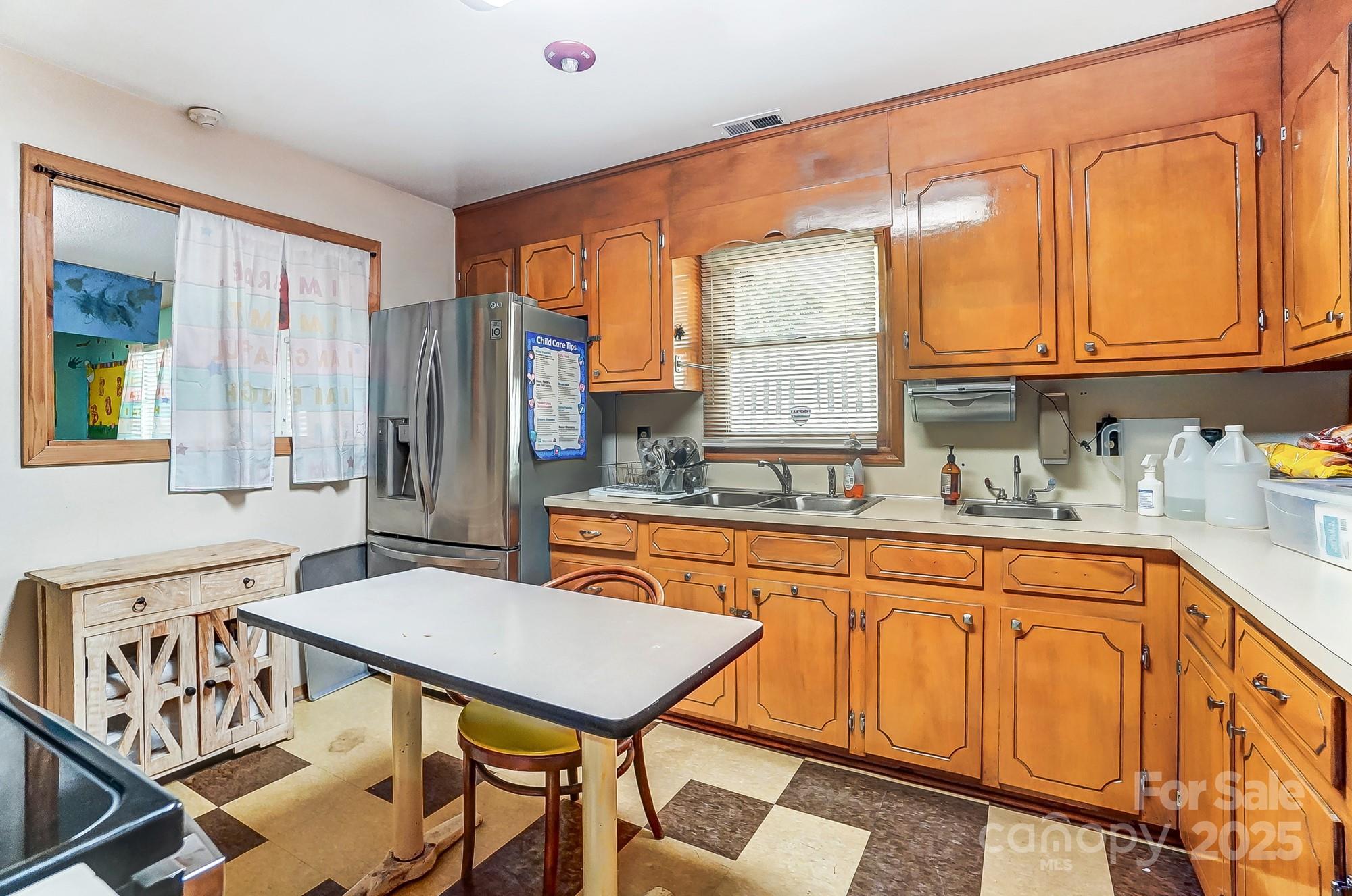 229 S Fox Street Charlotte NC 28204