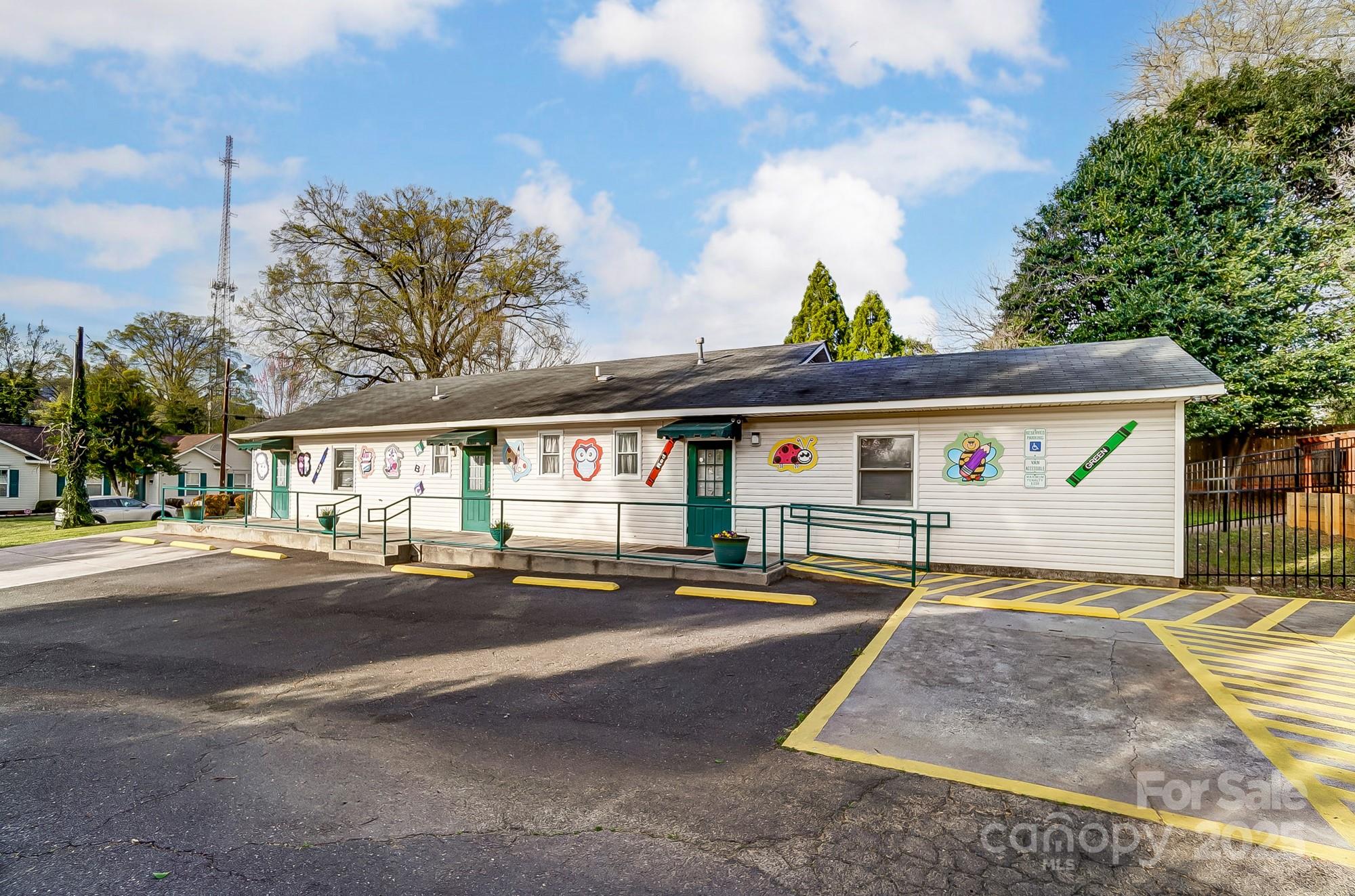 229 S Fox Street Charlotte NC 28204