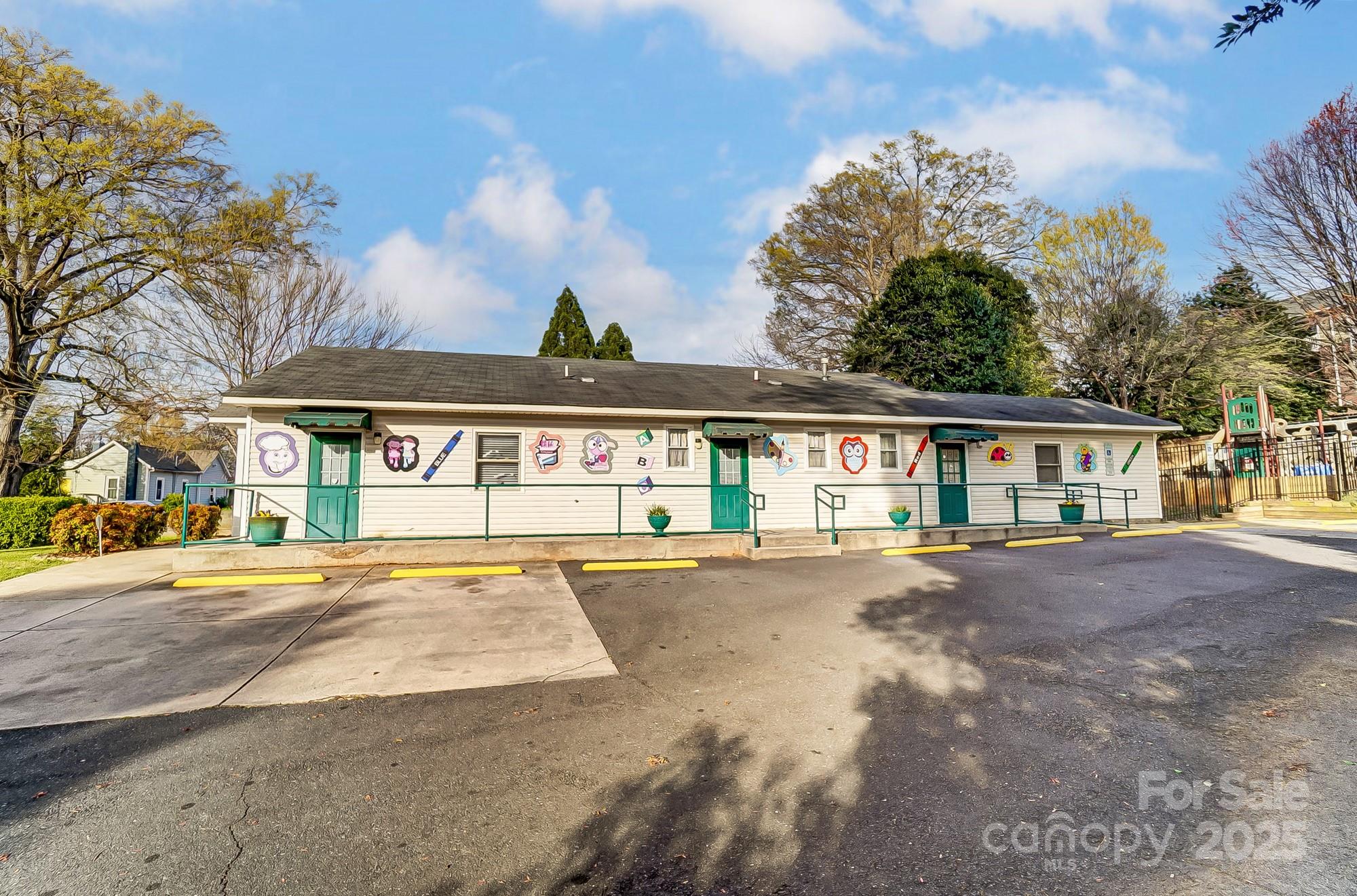 229 S Fox Street Charlotte NC 28204