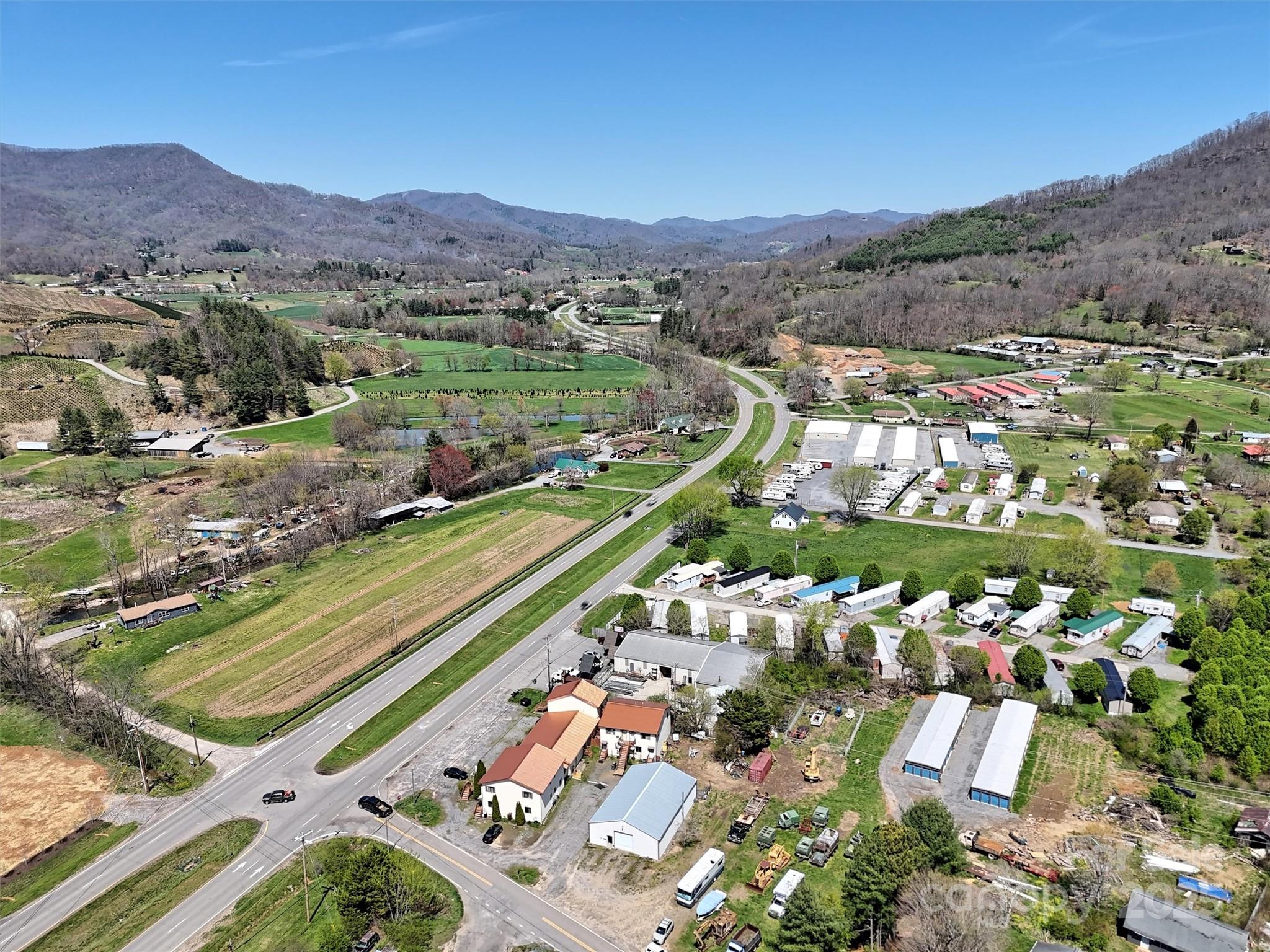 29 Asbury Road Waynesville NC 28785