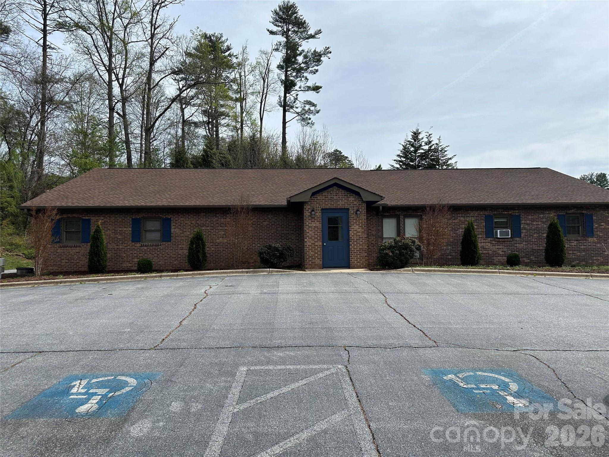 2920 Haywood Road Hendersonville NC 28791
