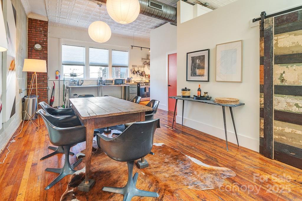 33 Carolina Lane Asheville NC 28801
