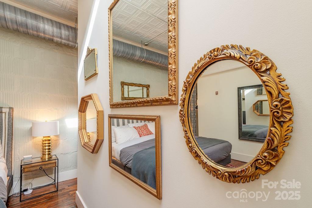 33 Carolina Lane Asheville NC 28801