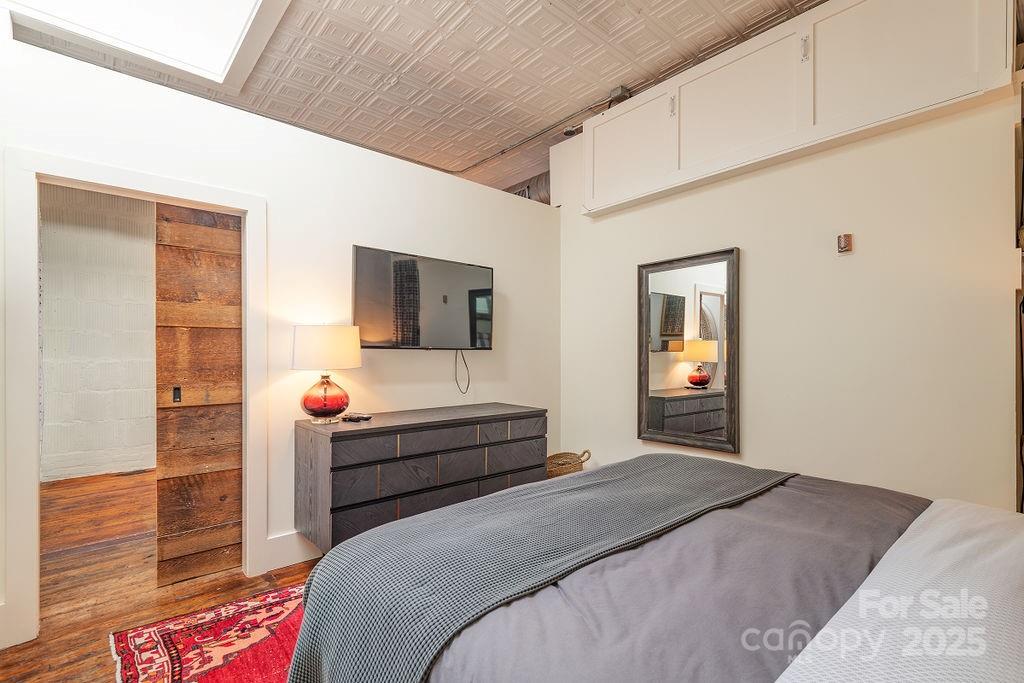 33 Carolina Lane Asheville NC 28801