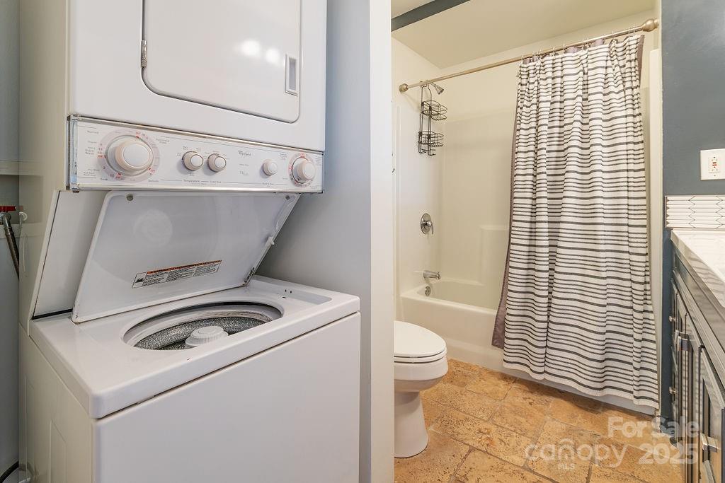 33 Carolina Lane Asheville NC 28801