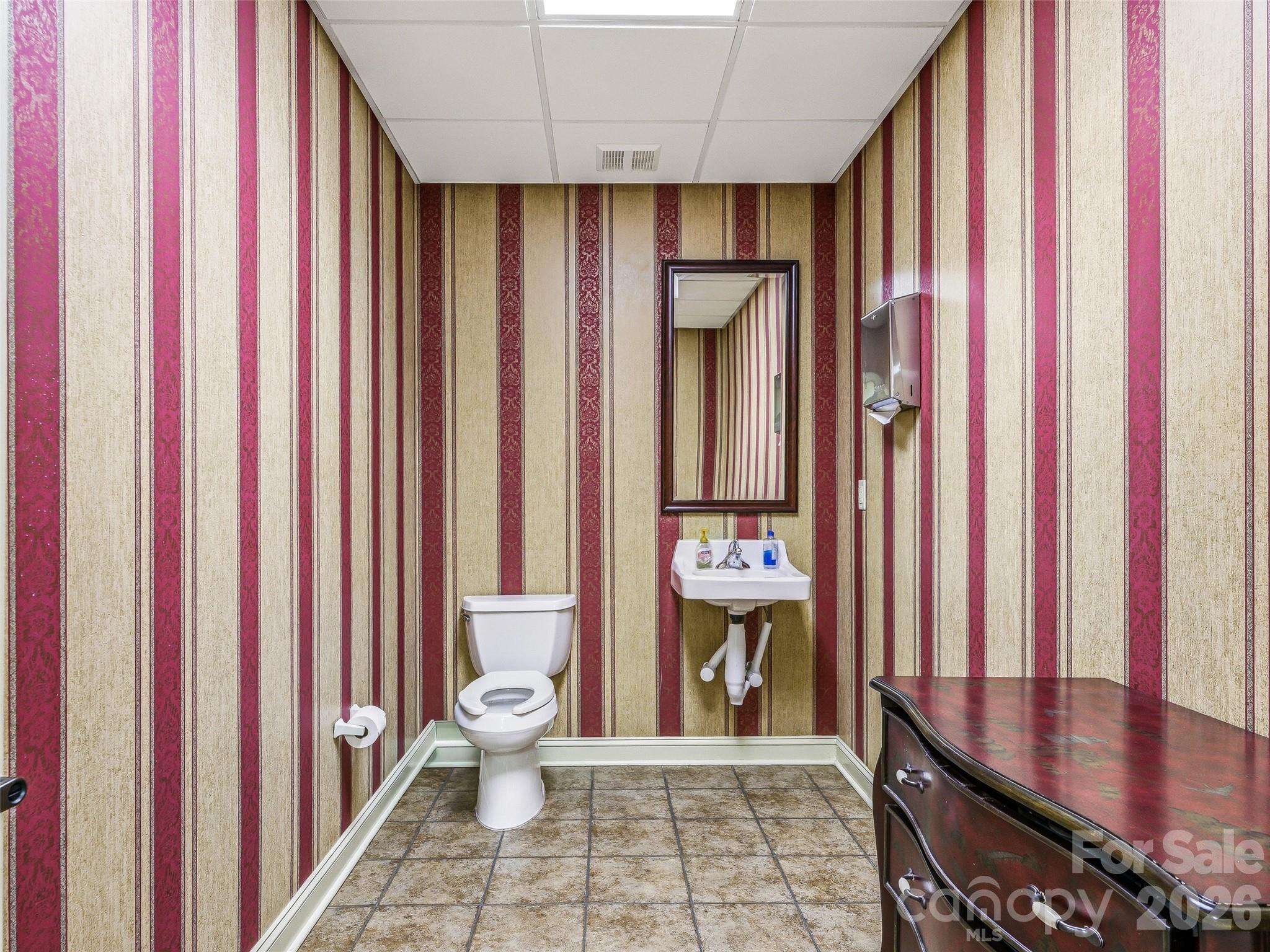 101 Jack Street Hendersonville NC 28792