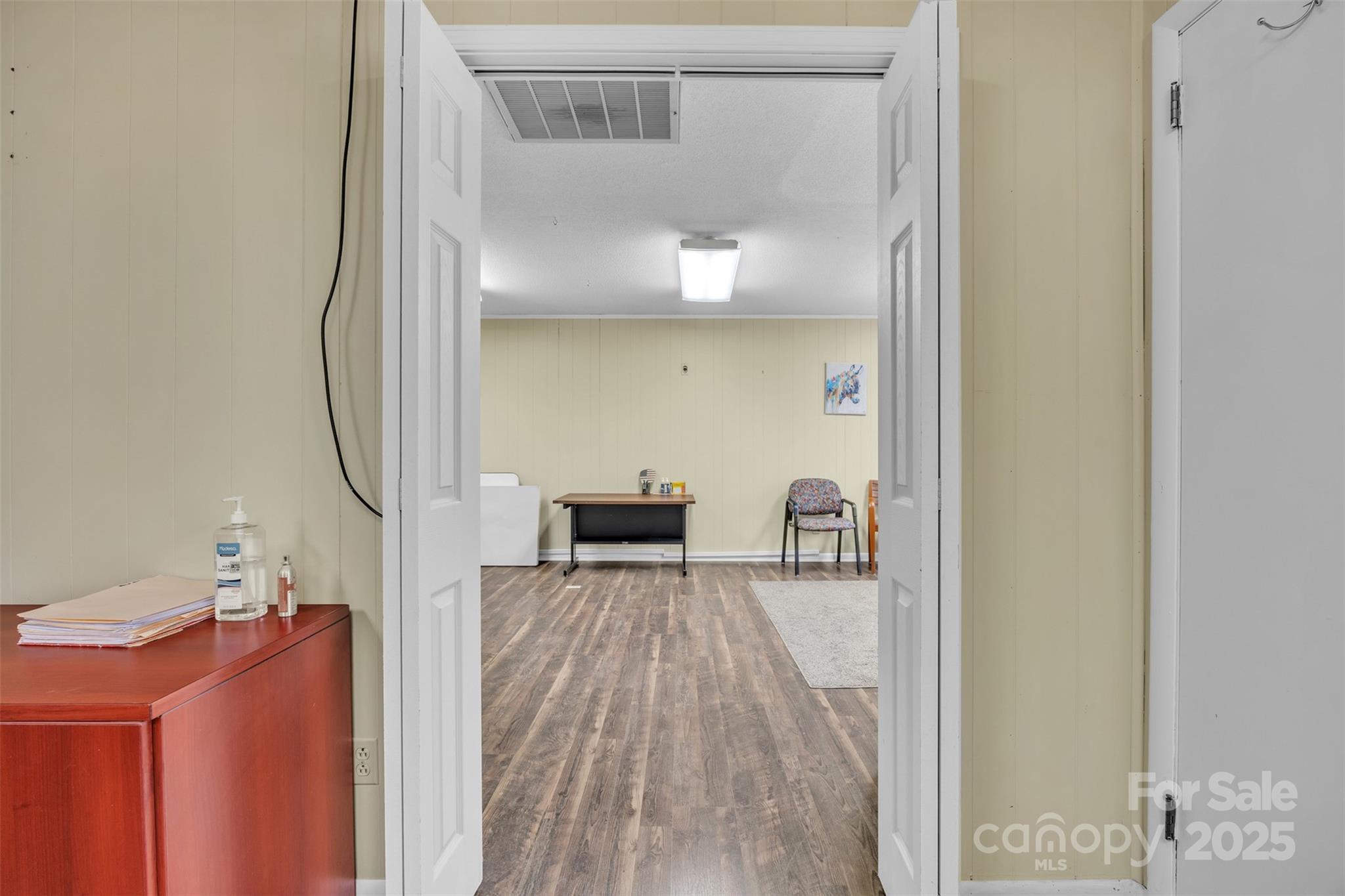 10 1st Avenue NW Taylorsville NC 28681