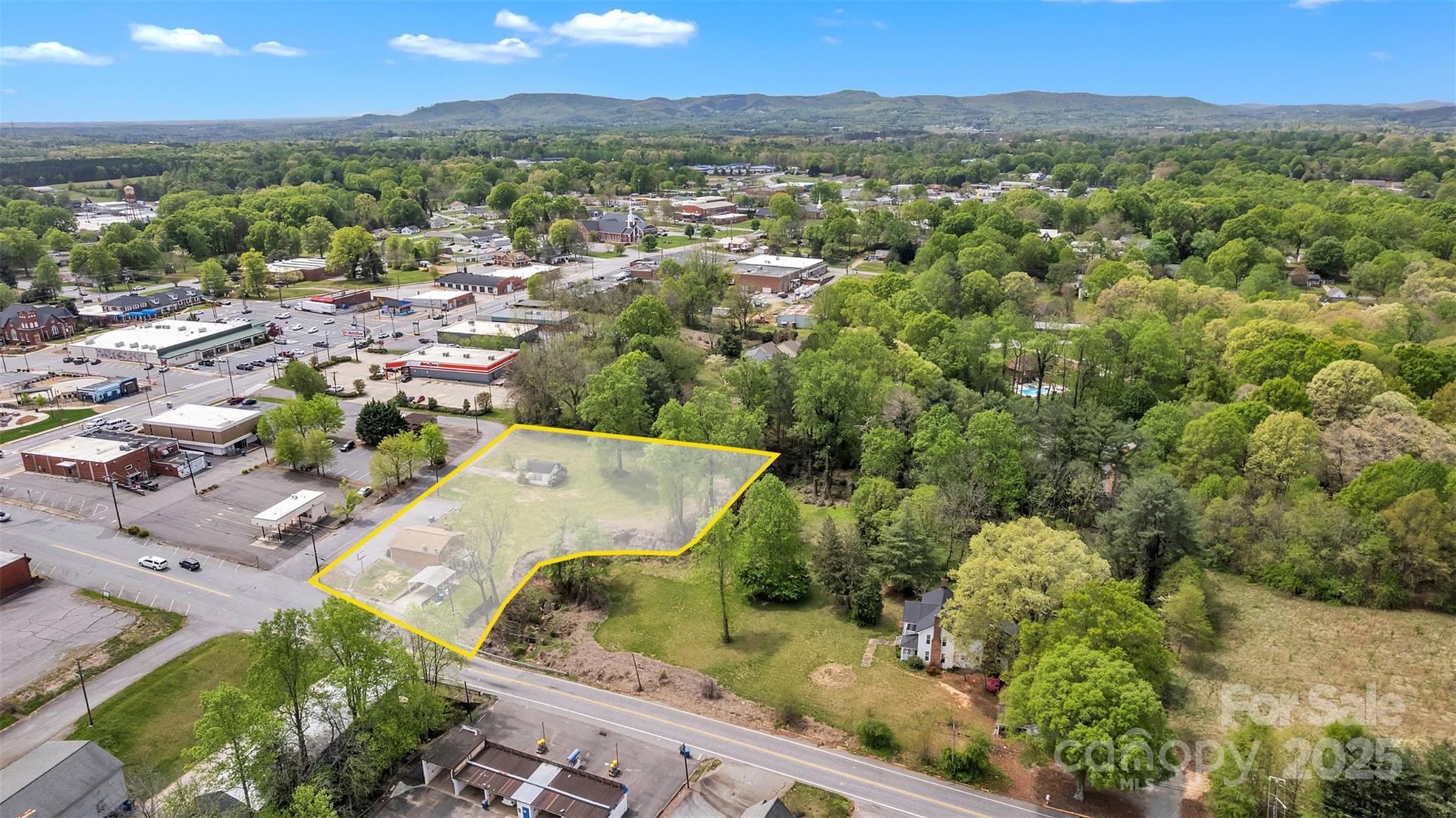 10 1st Avenue NW Taylorsville NC 28681