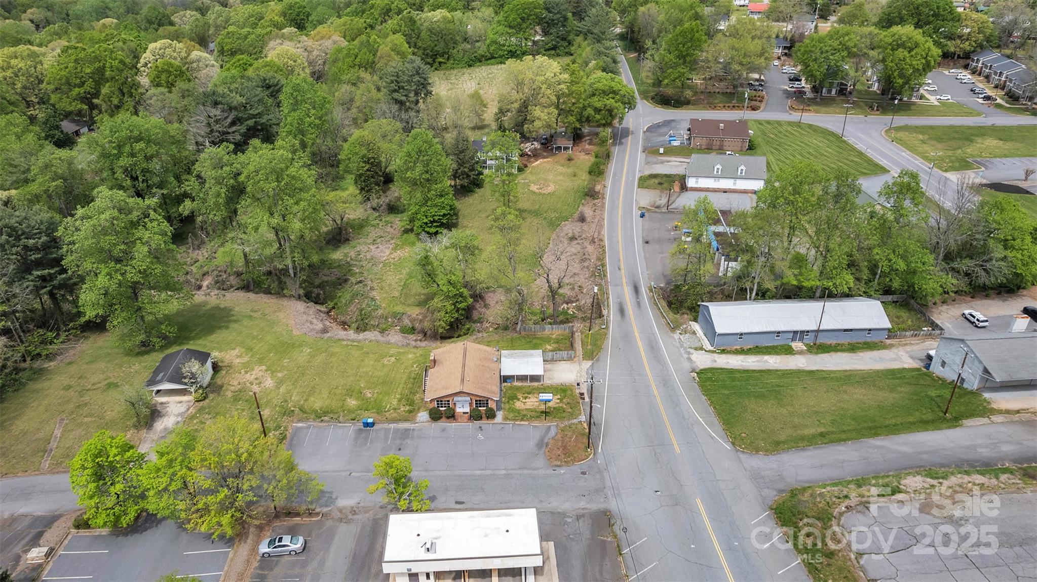 10 1st Avenue NW Taylorsville NC 28681