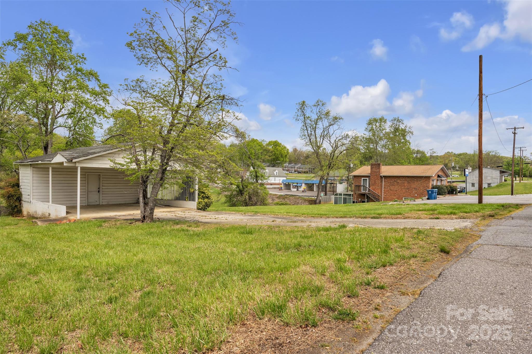 10 1st Avenue NW Taylorsville NC 28681