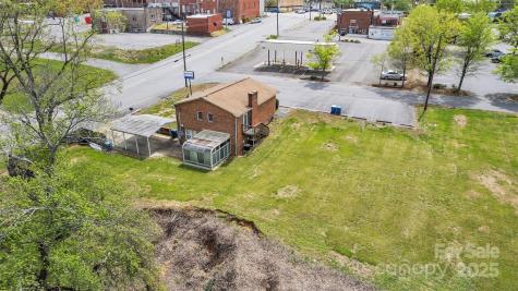 10 1st Avenue NW Taylorsville NC 28681