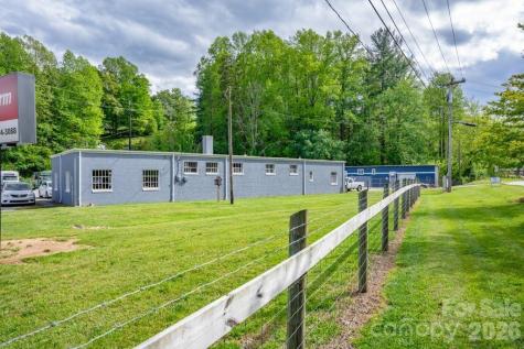 1080 Main Street Lenoir NC 28645