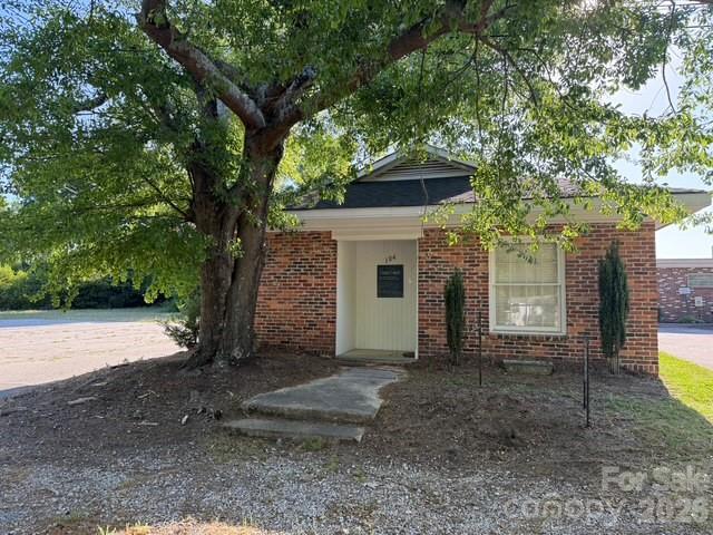 104 S Ashe Street Kershaw SC 29067