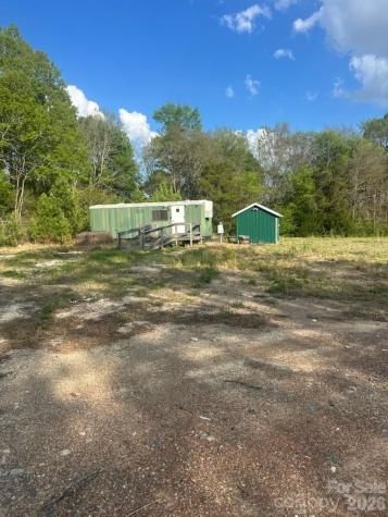 208 S Coble Avenue Oakboro NC 28129