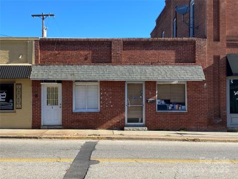 7 Liberty Street E York SC 29745