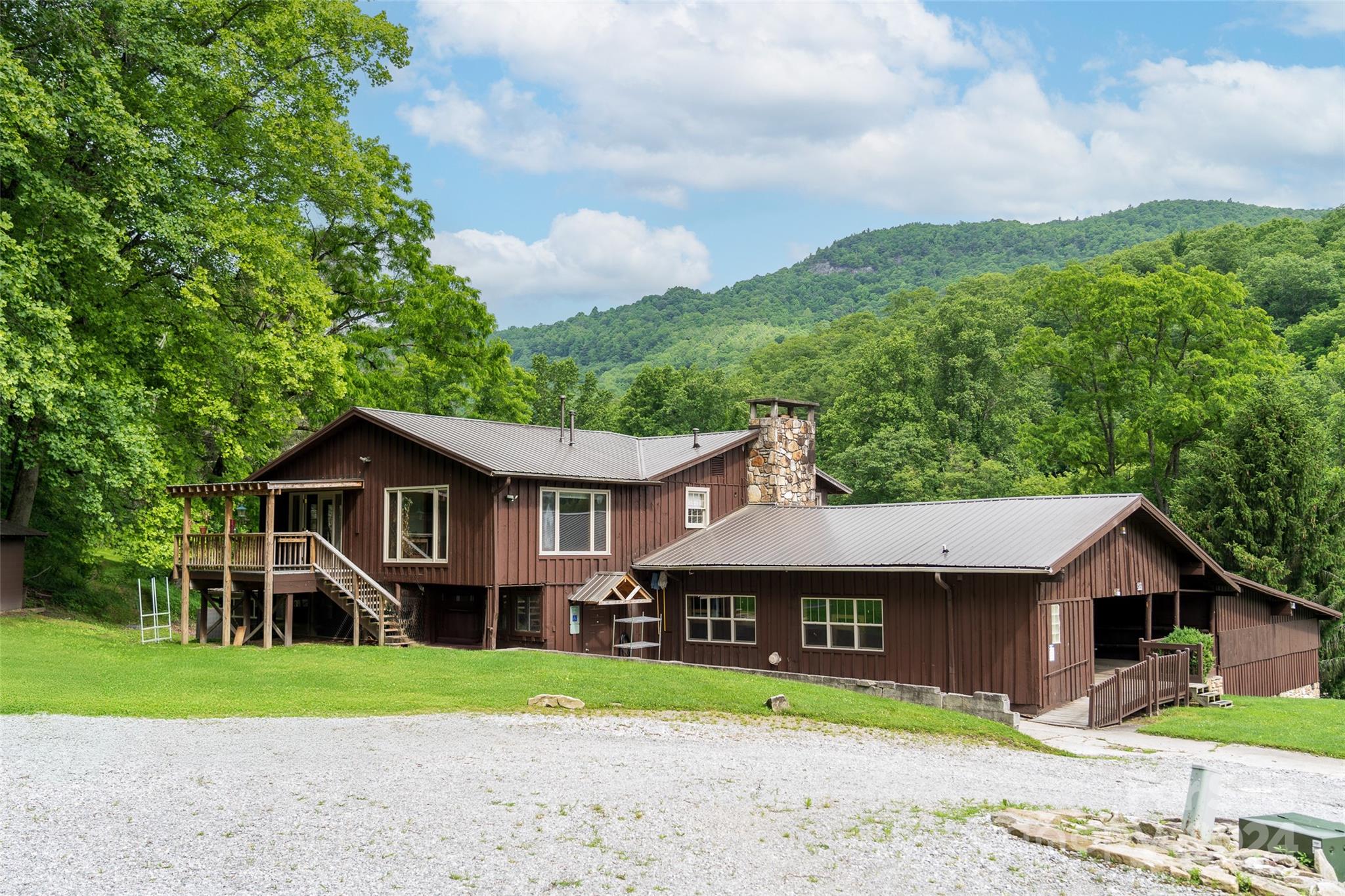 500 Winding Gap Road Lake Toxaway NC 28487