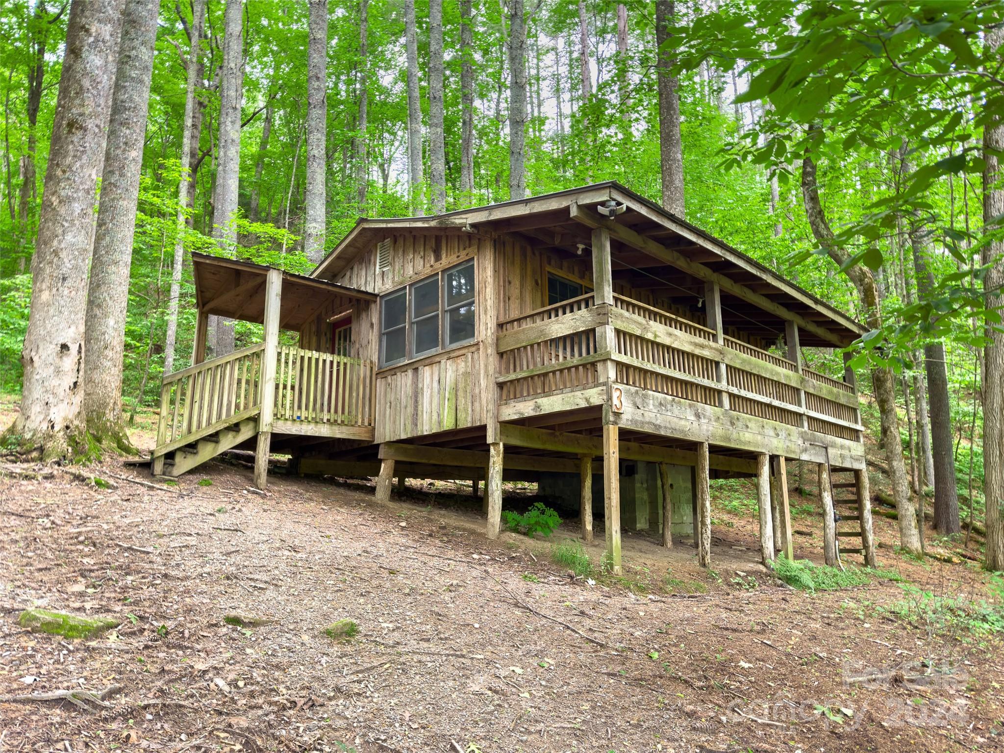500 Winding Gap Road Lake Toxaway NC 28487