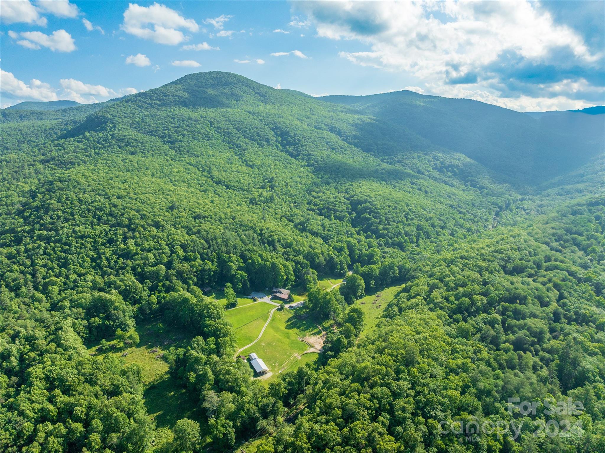 500 Winding Gap Road Lake Toxaway NC 28487