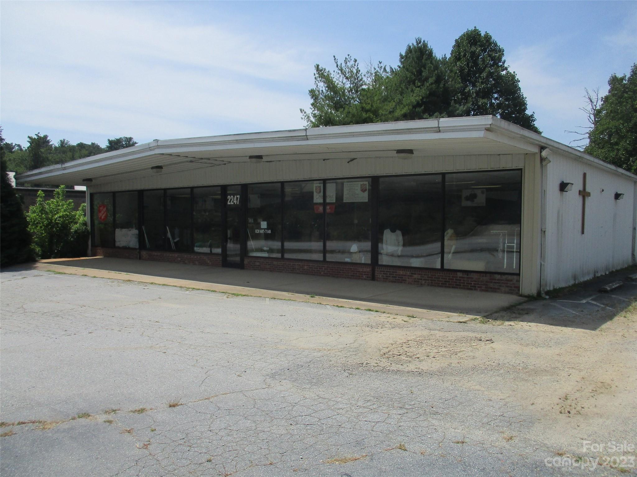 2247 Hendersonville Road Arden NC 28704
