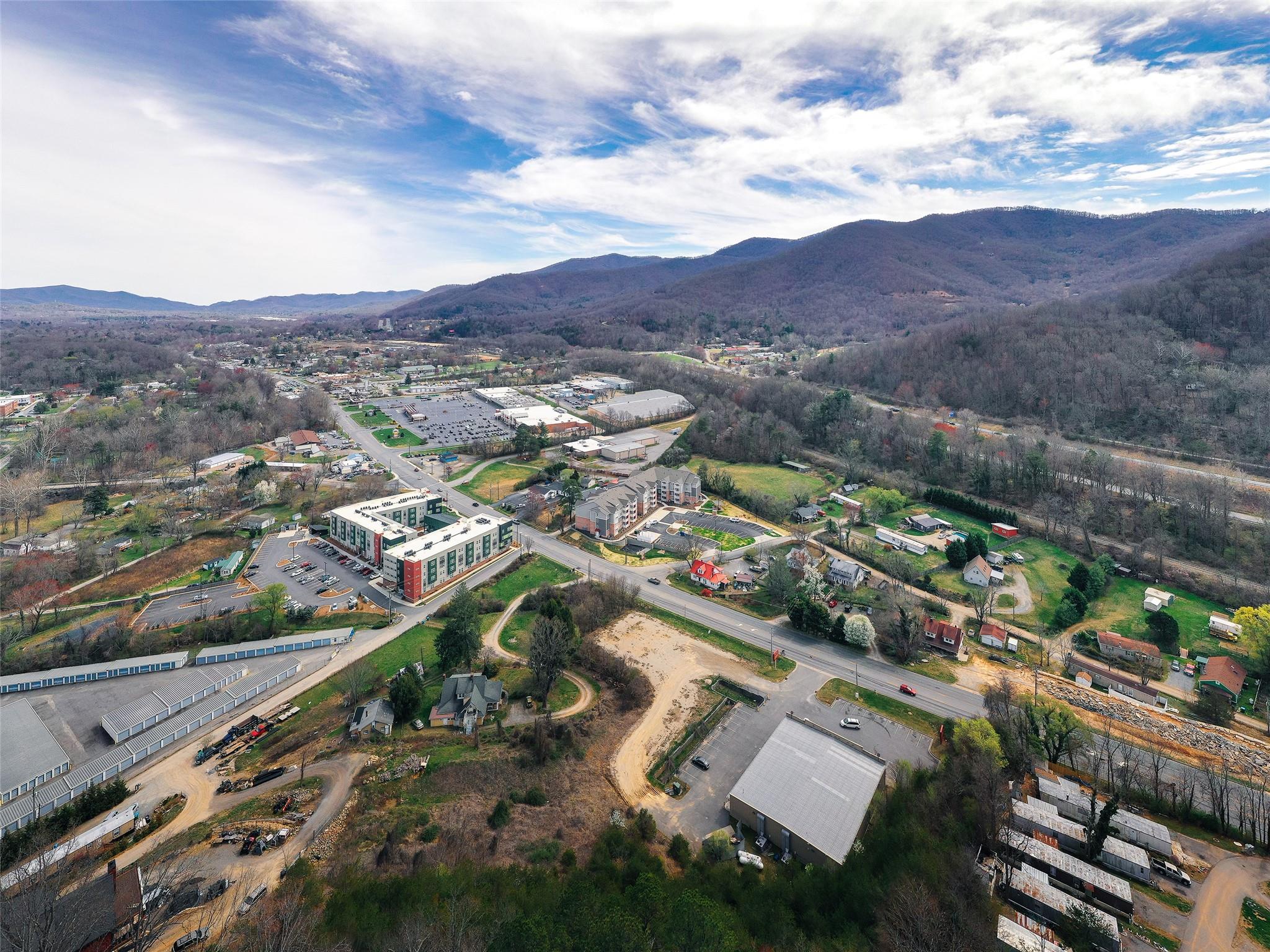 2236 Us 70 Highway Swannanoa NC 28778