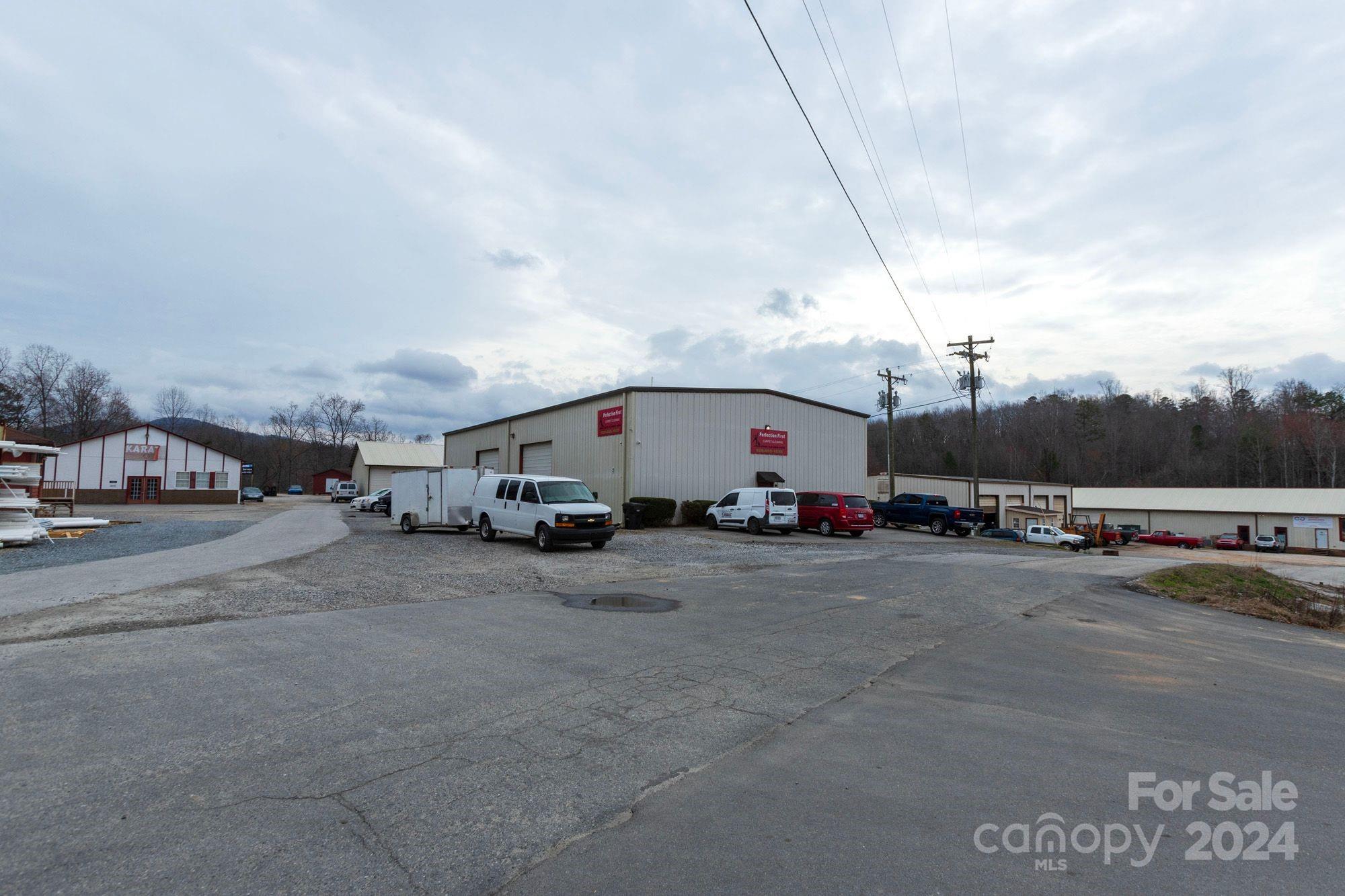 99999 Mill Road Marion NC 28752