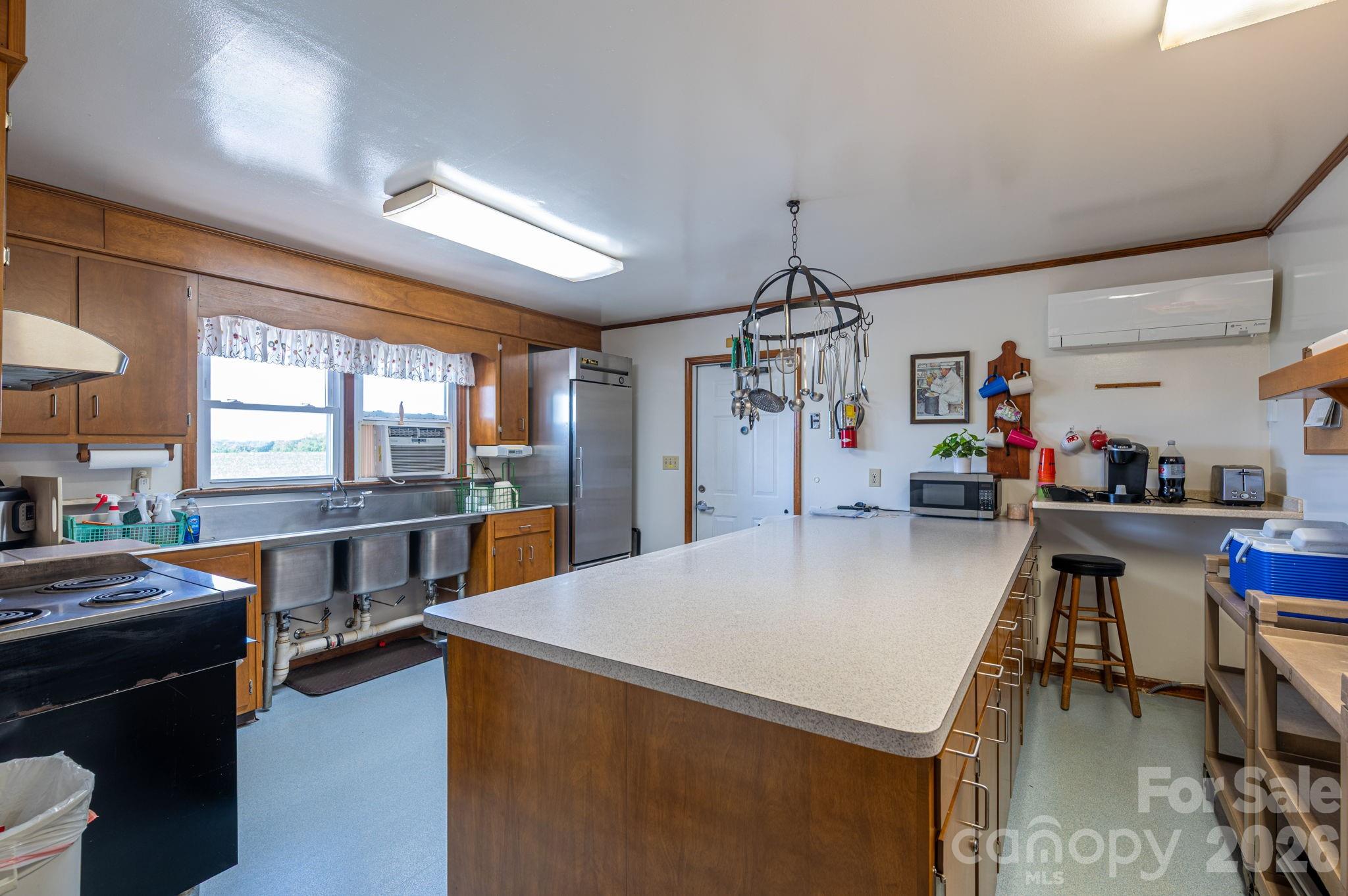 2482 June Bug Road Vale NC 28168
