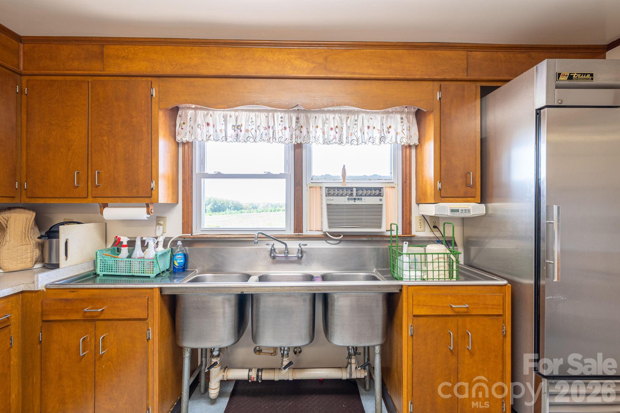 2482 June Bug Road Vale NC 28168