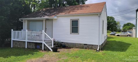703 Davis Street Bessemer City NC 28016