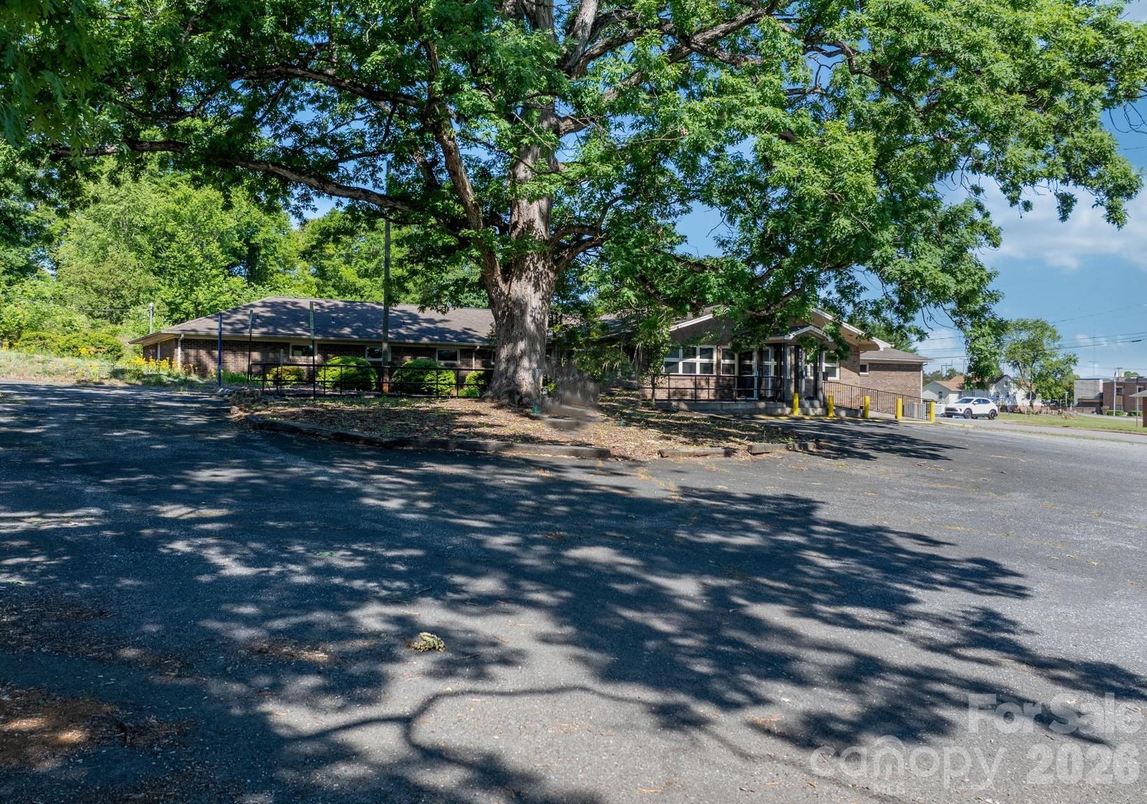 304 S Main Street Morganton NC 28655