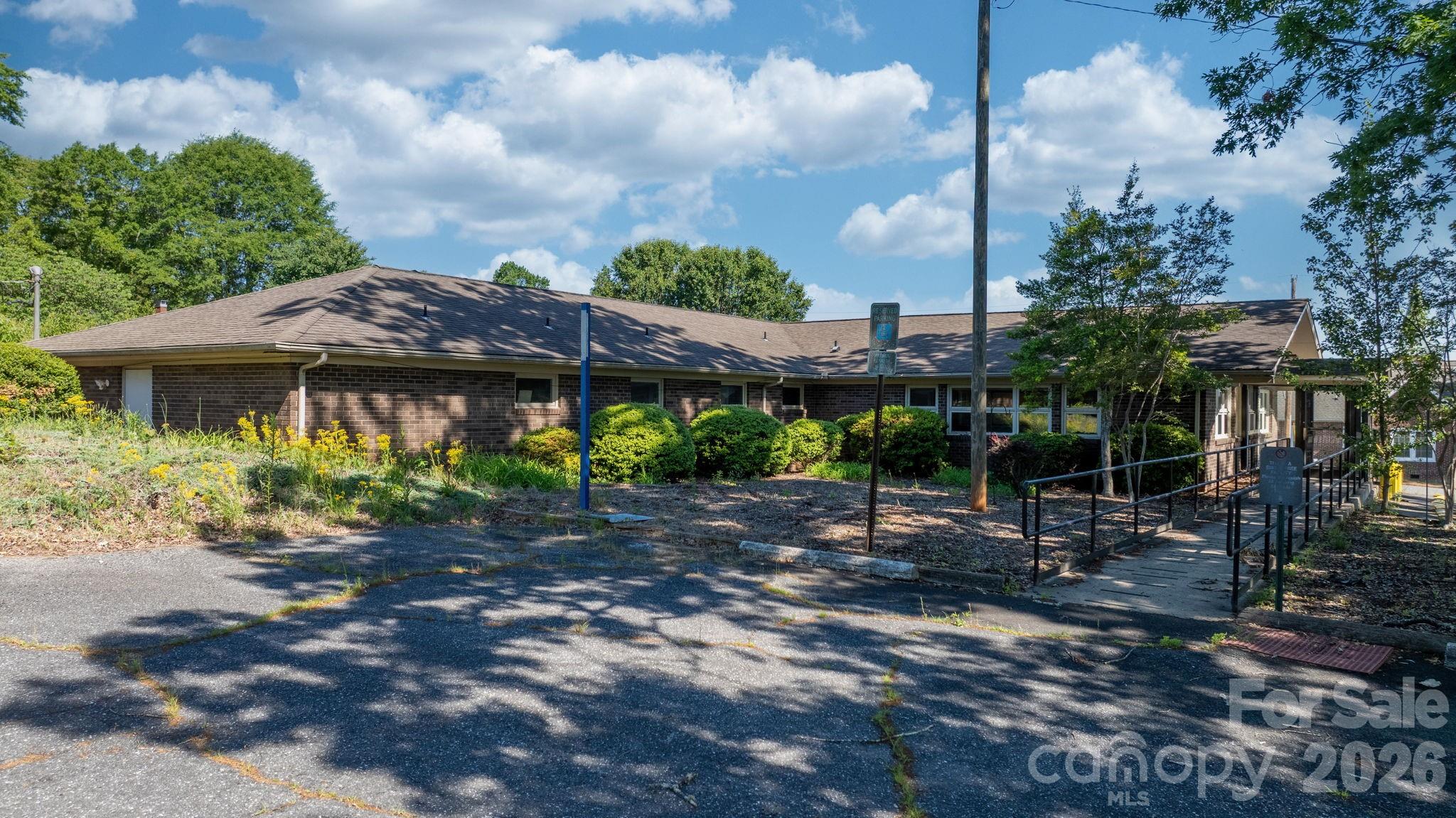 304 S Main Street Morganton NC 28655
