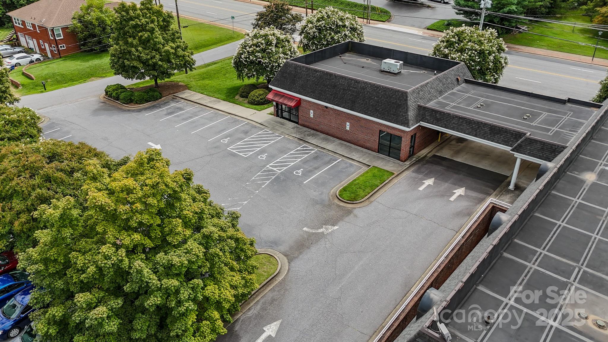 317 1st Street E Conover NC 28613