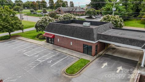 317 1st Street E Conover NC 28613