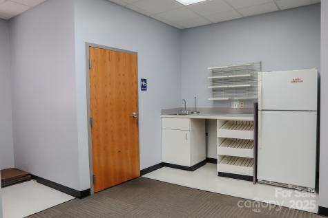 317 1st Street E Conover NC 28613