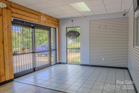 317 1st Street E Conover NC 28613